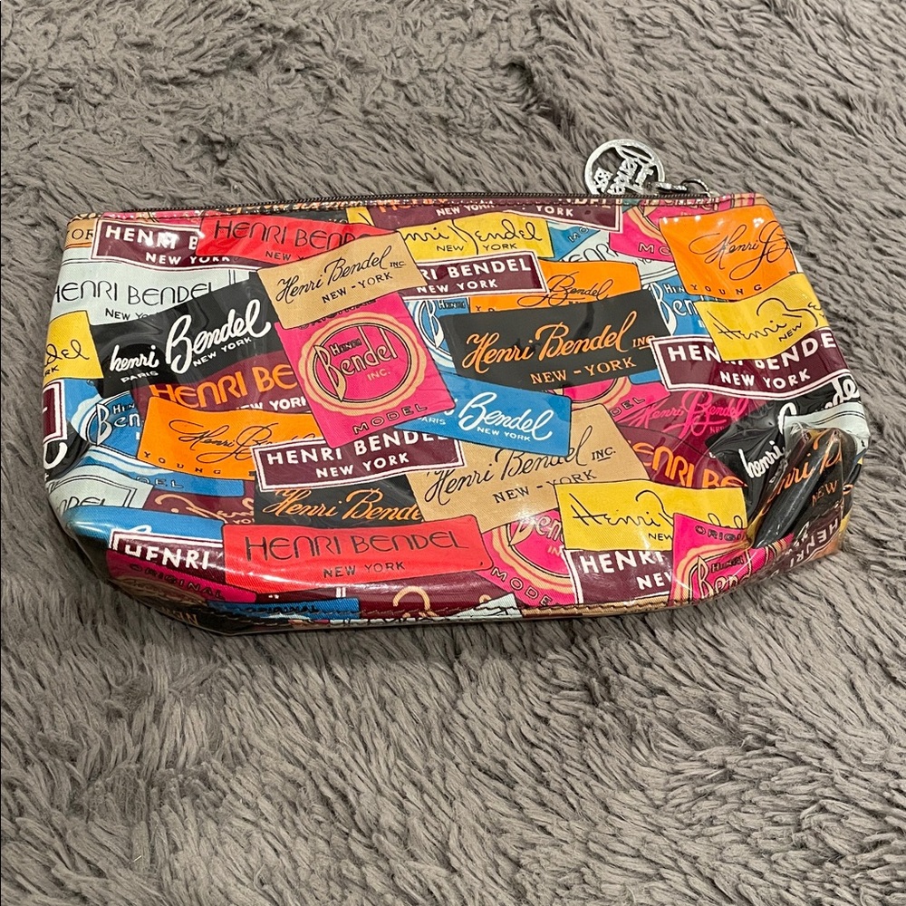 HENRI BENDEL Vintage Logos Zippered Makeup Bag 9x5 | GUC - Picture 2 of 7